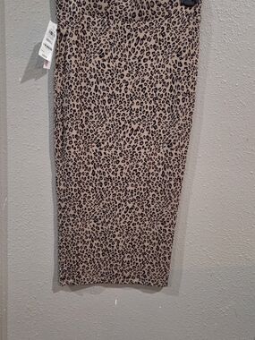 Bar III Leopard-Print Pencil Skirt in Beige and Black